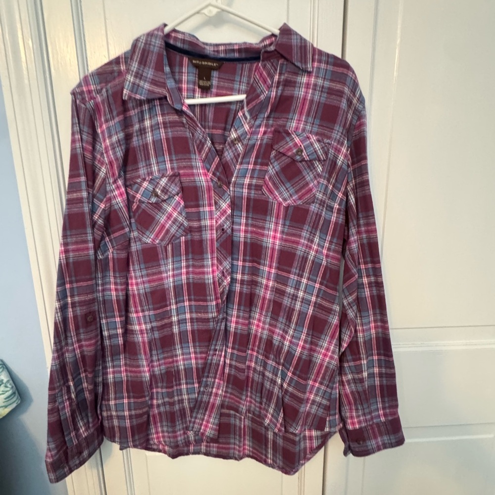 Adorable trendy pink Bit & Bridle Plaid Flannel Shirt – Size L - Picture 8 of 10